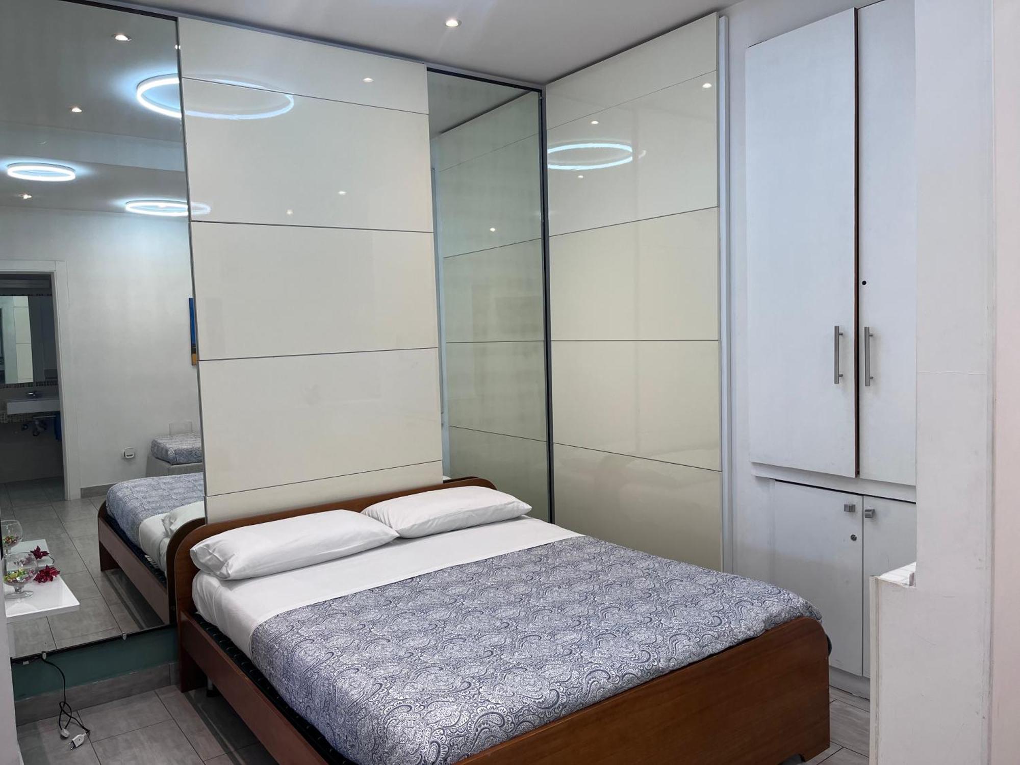 Couette-café International Garibaldi 3*