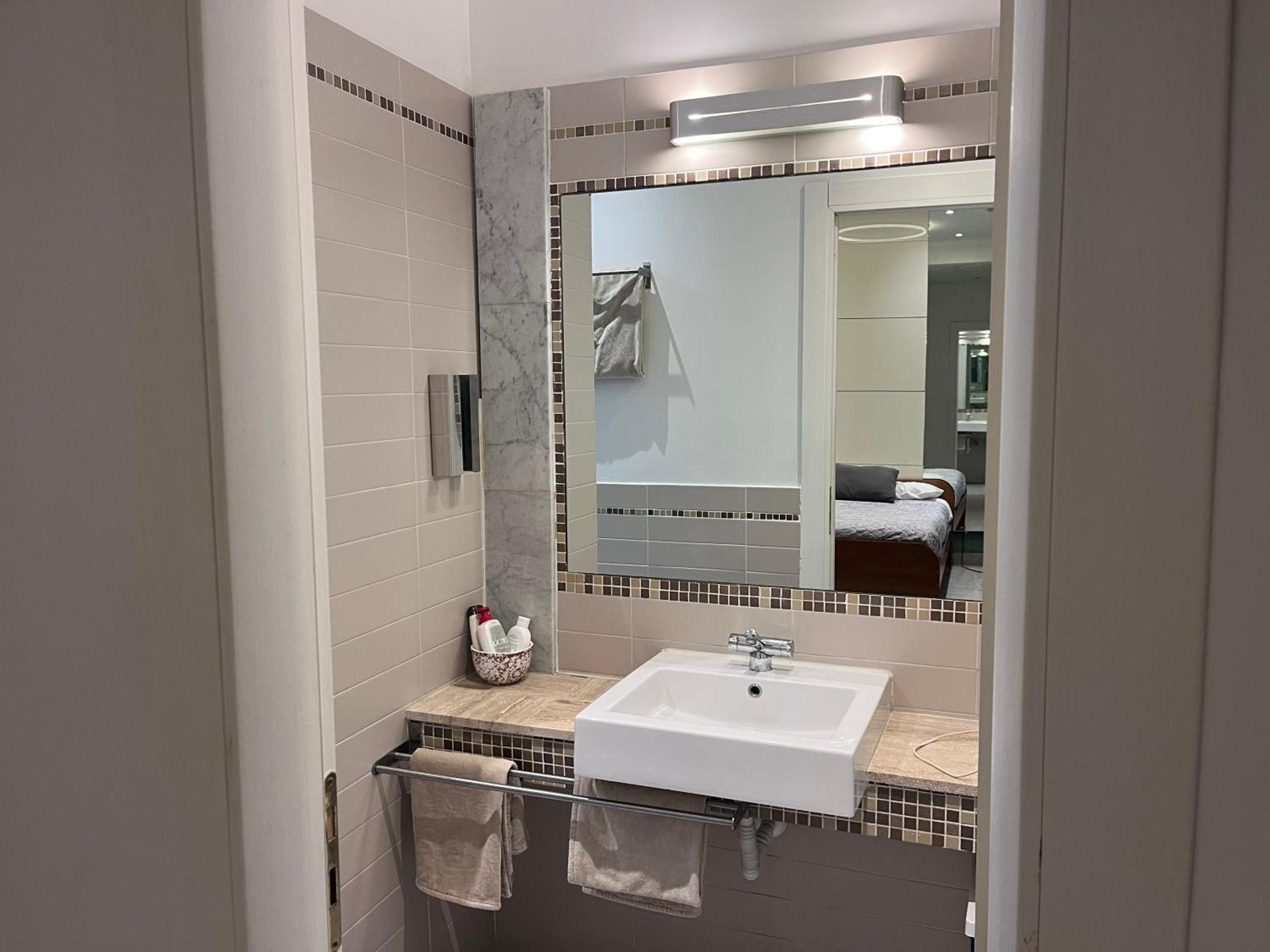 Bed & Breakfast International Garibaldi 3*